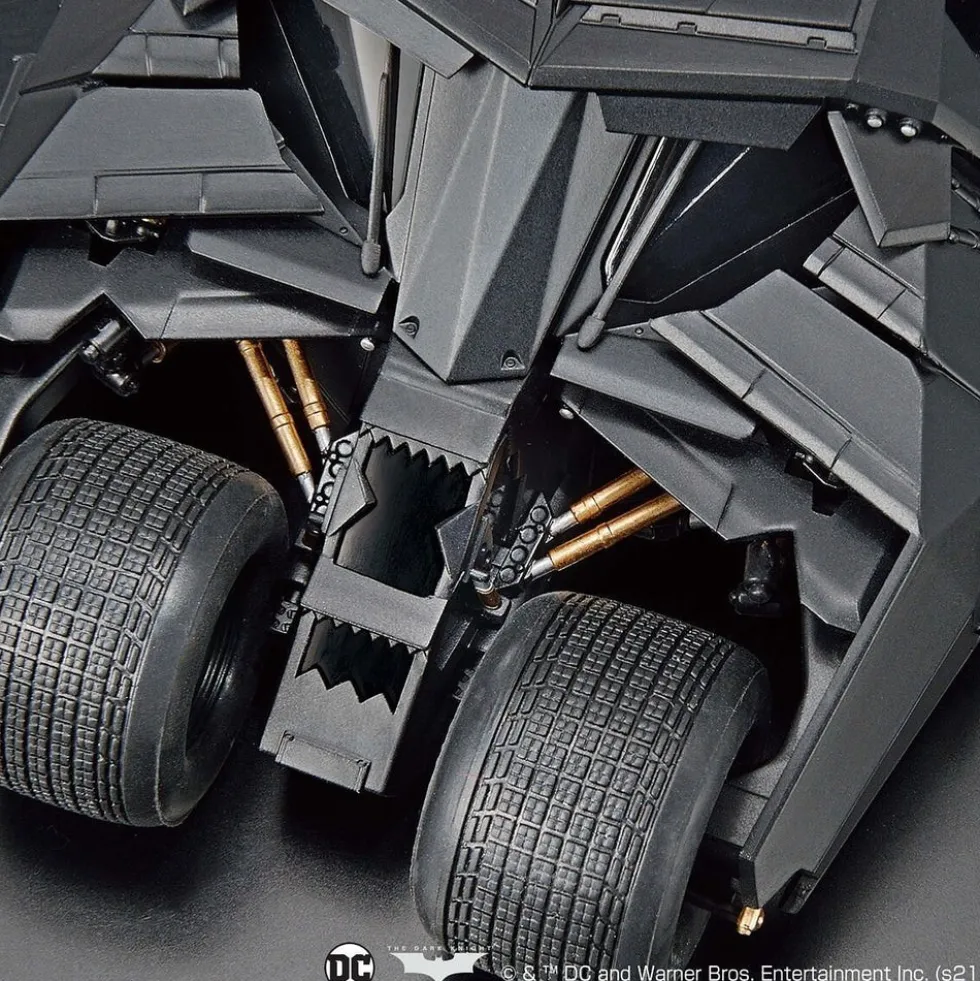 1/35 Batmobile (Batman Begins Ver.)
