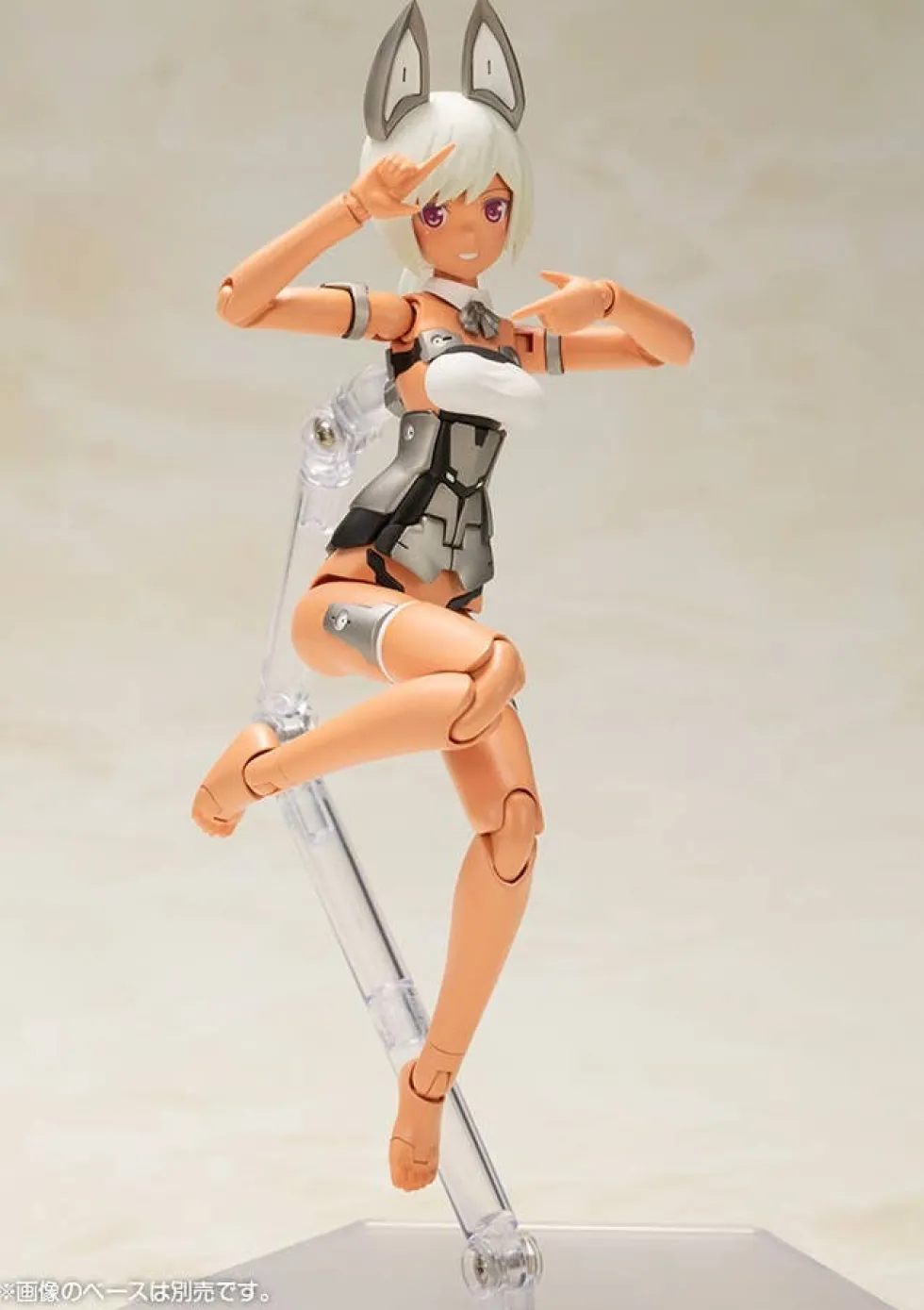 Frame Arms Girl Laetitia (Silver Ver.)