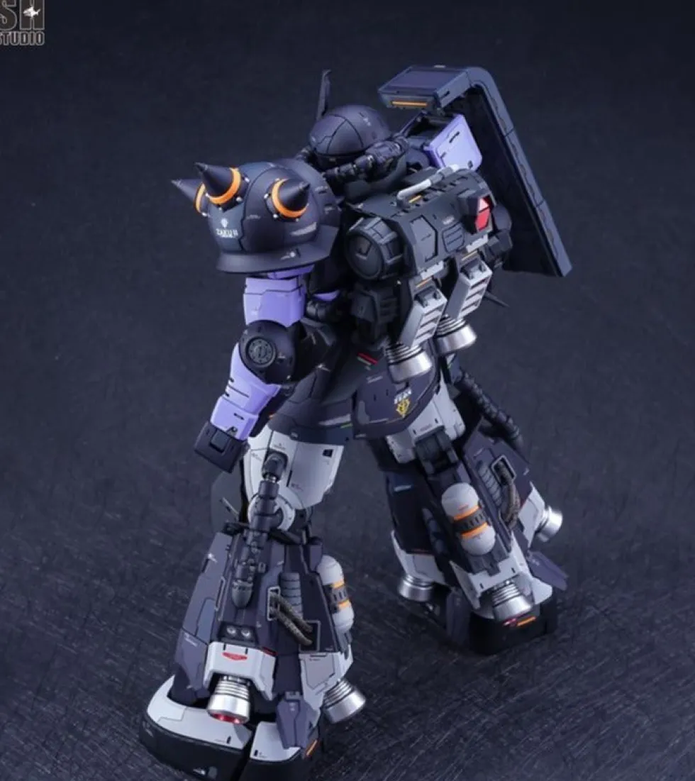 GMD 1/60 MS-06R-1A Zaku II Tri-Stars GK w/ All 3 Weapons
