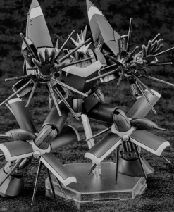 1/1000 Gunbuster Black Hole Starship Black and White (Limited Edition)