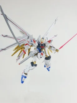 HG Mighty Strike Freedom