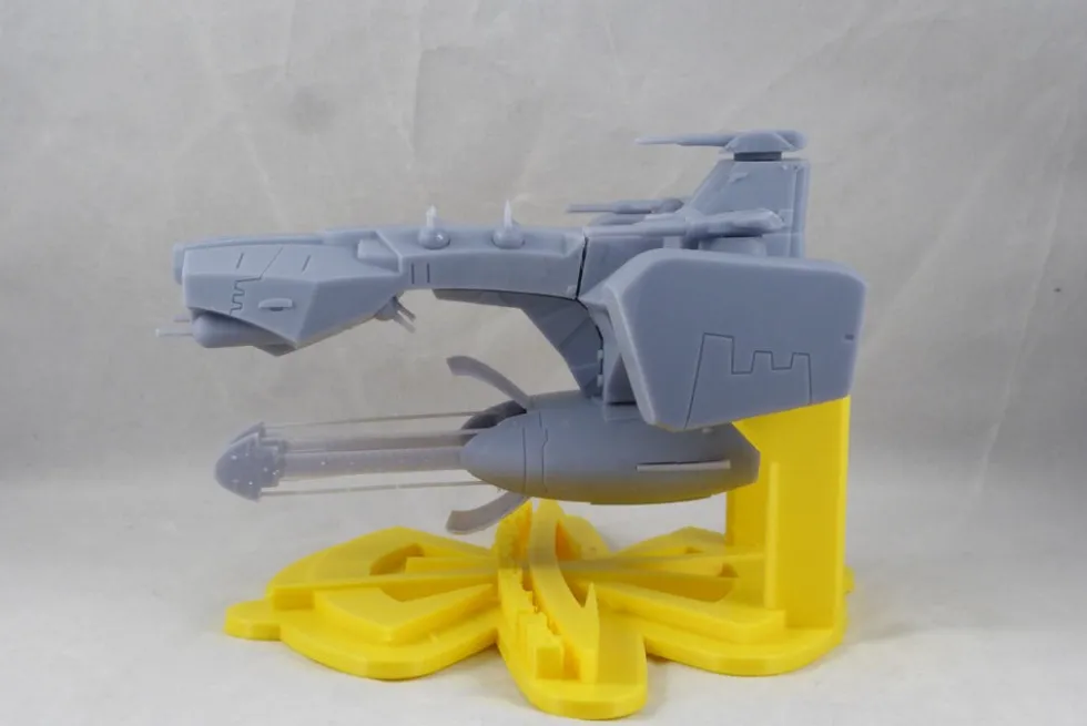 1/1700 Laurasia-class