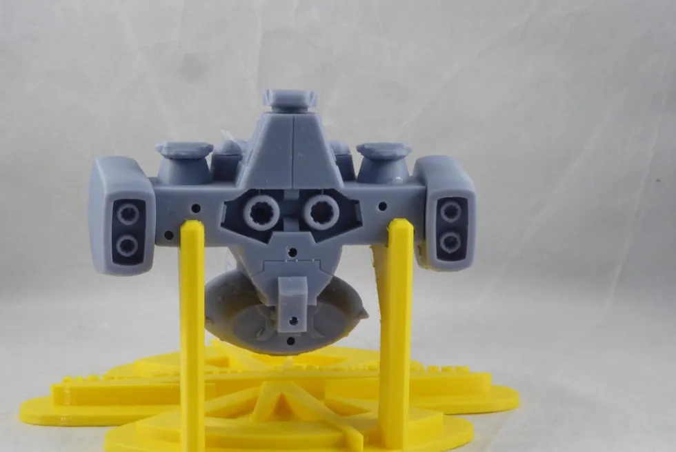 1/1700 Laurasia-class