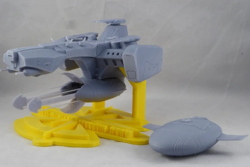 1/1700 Laurasia-class