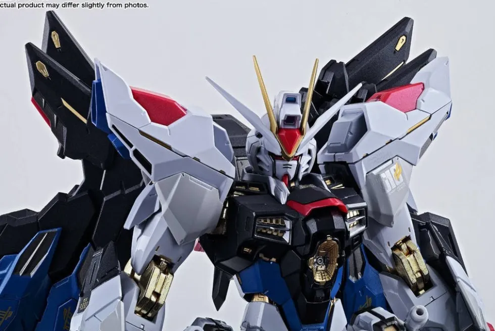 Metal Build Strike Freedom Gundam (Revival Version)