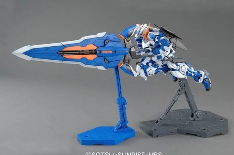 MG MBf-P03R Gundam Astray Blue Frame Second Revise