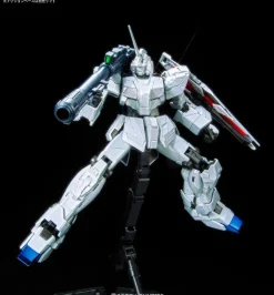 MG RX-0 Unicorn Gundam (Red or Green Twin Frame Edition) (Titanium Finish)