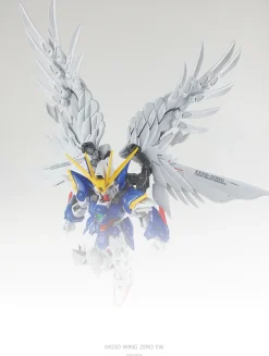 MGSD Wing Gundam Zero EW (HOLO Polygonal)