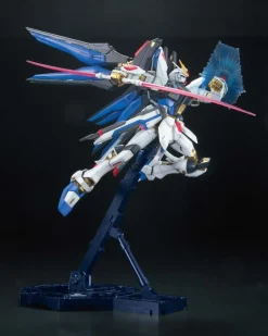 MG ZGMF-X20A Strike Freedom Gundam Full Burst Mode
