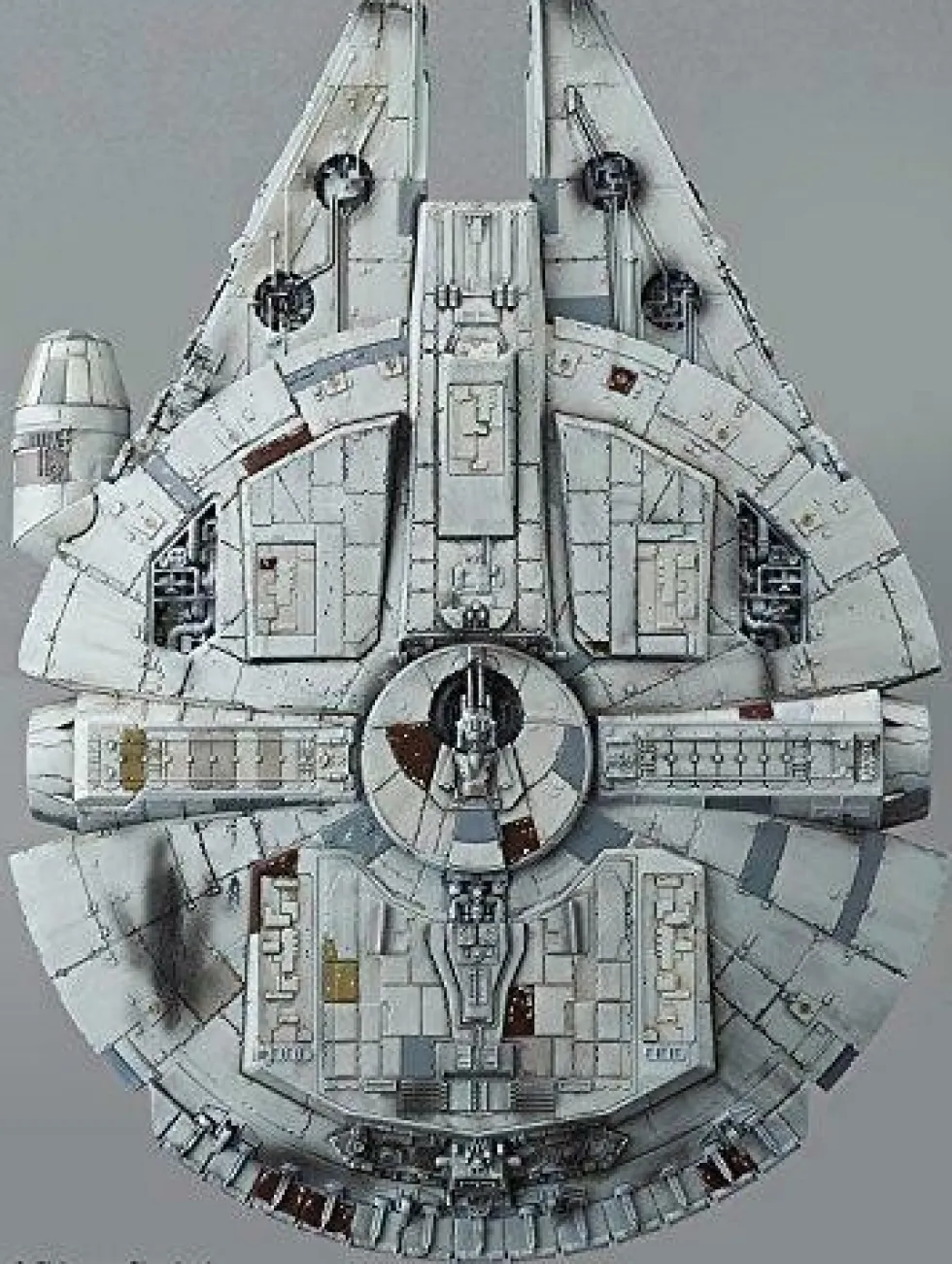 1/144 Millennium Falcon (The Force Awakens Ver.)