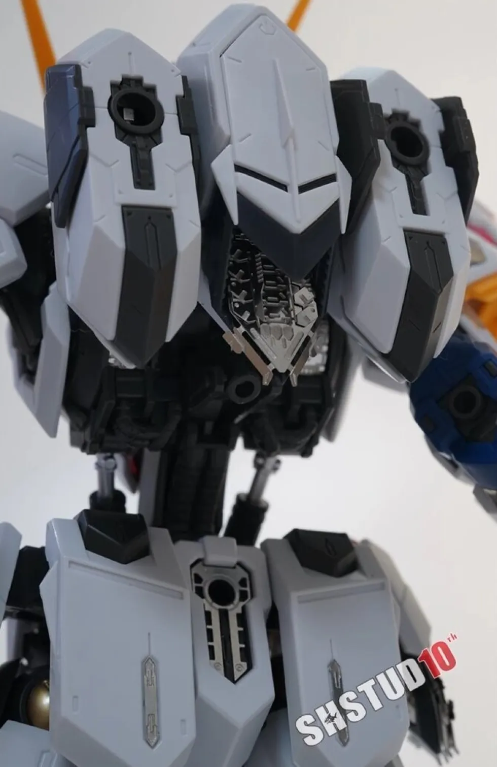 Photo Etch MG Barbatos