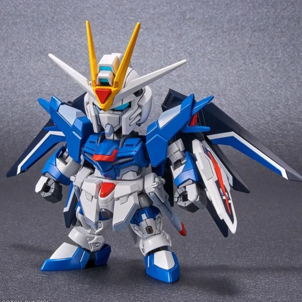 SDEX-Standard 20 Rising Freedom Gundam