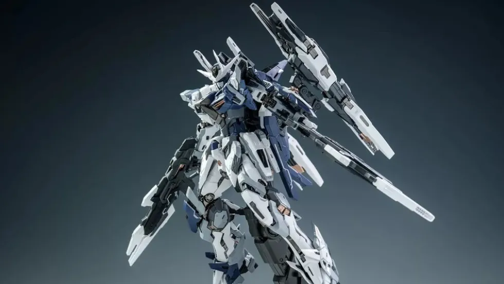 1/100 Star Eternal Emerald Star Zero Model Kit